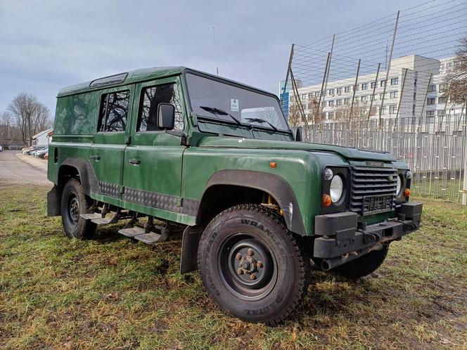 Małopolska policja sprzedaje limitowaną wersję terenówki. "Perełka motoryzacyjna"