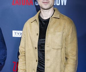 Gelner, Wieczorkowski i Grabowski na premierze serialu Zatoka szpiegów 2. Co za przystojniaki!