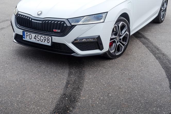 Skoda Octavia RS iV 1.4 TSI Plug-In Hybrid