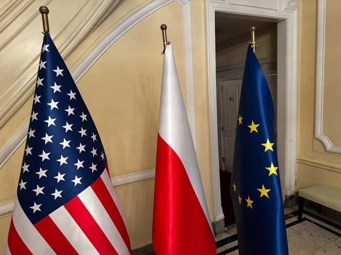 Polacy głosują w wyborach prezydenckich w USA