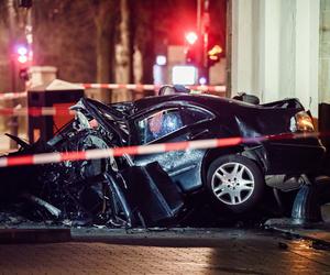 Mercedes z polskimi rejestracjami wjechał w Bramę Brandenburską! Nie żyje mężczyzna [AKTUALIZACJA]