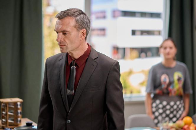 Na Wspólnej odc. 3745: Mariusz Czerski (Mariusz Zaniewski), Aneta (Dorota Krempa)