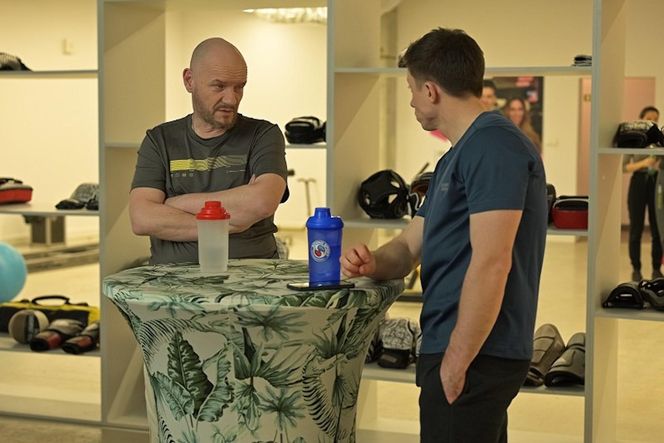 Pierwsza miłość, odcinek 3977: Iwo (Redbad Klynstra), Alan (Alan Andersz)