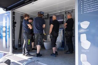 Geberit on Tour 2025. Zobacz nowości, przetestuj rozwiązania i wygraj wyjazd do Szwajcarii