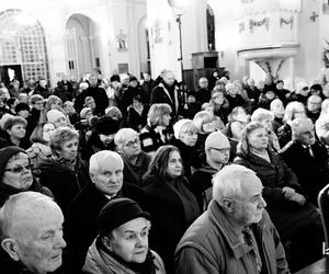 Uroczystości rocznicowe odbyły się w Kościele pw. Przemienienia Pańskiego i pod Pomnikiem Pamięci Powstańców Styczniowych na Placu Narutowicza