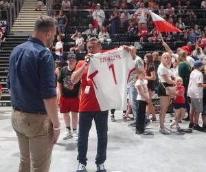 Euro 2024. Tysiące fanów piłki nożnej w Strefie Kibica w hali Urania. Zobacz zdjęcia