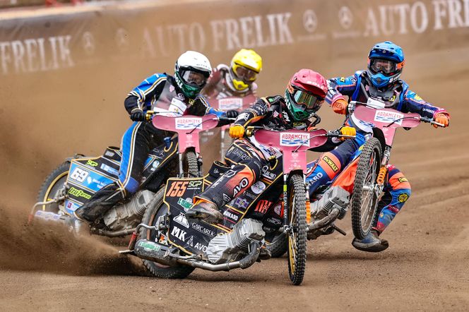 36. Kryterium Asów Polskich Lig Żużlowych w Bydgoszczy. Galeria zdjęć ze stadionu