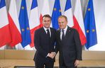 Donald Tusk z Emmanuelem Macronem