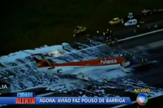 Nie otworzyło się podwozie! Awaryjne lądowanie samolotu w Brazylii