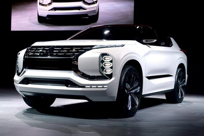 Mitsubishi GT-PHEV Concept