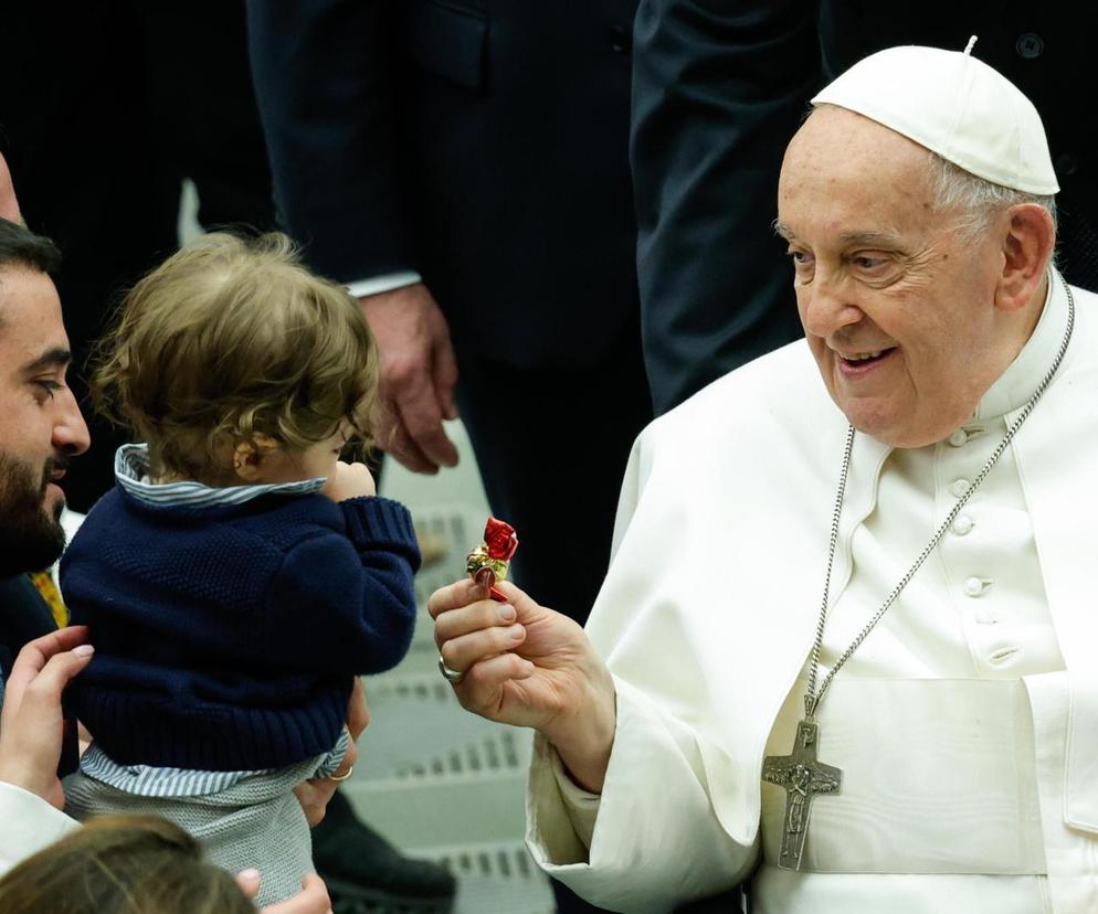 Papież Franciszek w szpitalu. Miał poważne problemy z głosem podczas audiencji