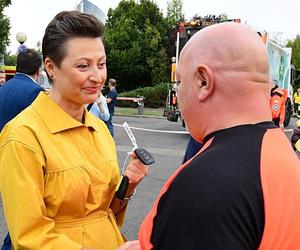 14 nowych ambulansów wyjechało na ulice miast w regionie. Każda warta jest ponad milion