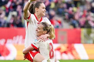 Euro 2025 kobiet: Kiedy grają Polki? Terminarz Biało-czerwonych na mistrzostwach Europy