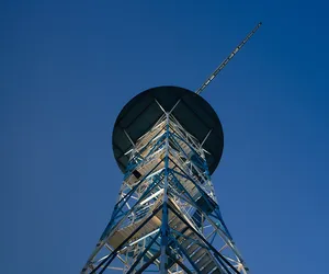 Jedyna wieża spadochronowa w Polsce stoi w Katowicach