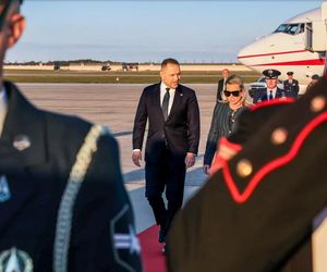 Prezydent Nawrocki na czerwonym dywanie w USA