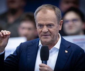 Iskrzy między Donaldem Tuskiem a Karolem Nawrockim