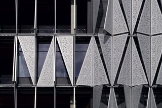 Materiały i rozwiązania elewacyjne