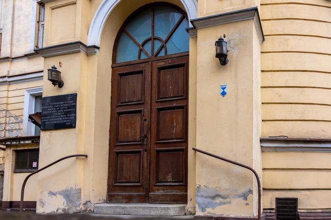 Nowa siedziba Muzeum Getta Warszawskiego – tablica pamiątkowa