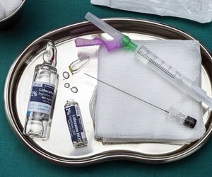 Lidokaina - działanie, zastosowanie, skutki uboczne