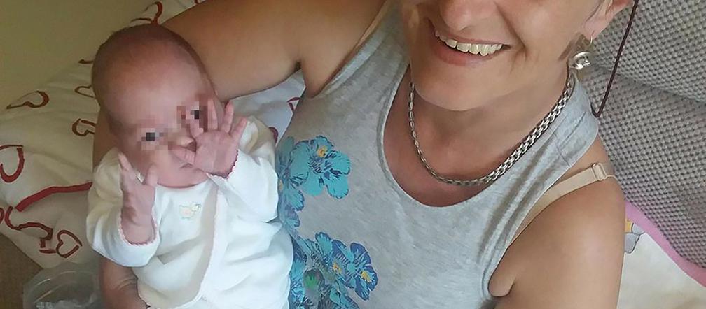 W ŚPIĄCZCE URODZIŁA