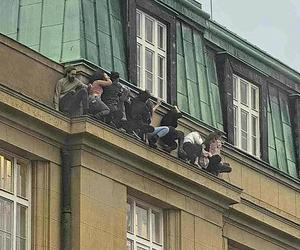 Sprawca masakry w Pradze wcześniej zamordował ojca. Koszmarne szczegóły!