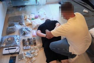  Walizki i torby podróżne wypchane po brzegi narkotykami. Ich wartość sięgała 1,7 mln złotych!