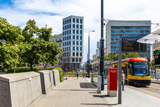 Dawny „szkieletor” przy placu Politechniki 4 w Warszawie