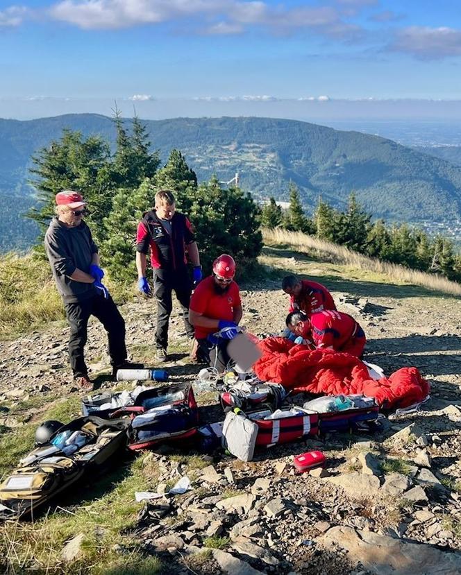 81-letni paralotniarz uległ wypadkowi na Skrzycznem