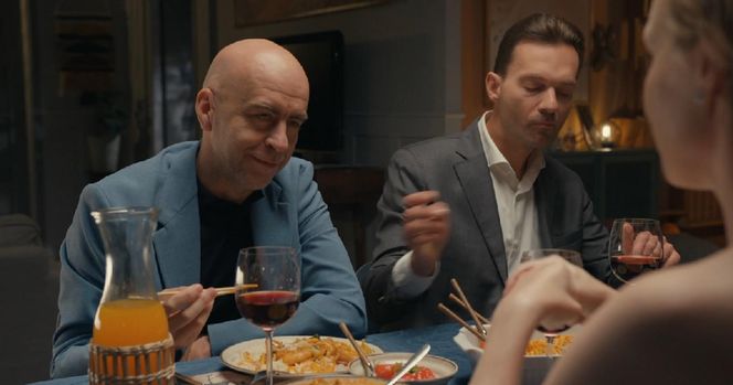 Barwy szczęścia, odcinek 3249. Bazylow (Andrzej Szeremeta), kumpel (Łukasz Ziętek)