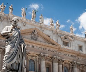 Plac Świętego Piotra w Watykanie 