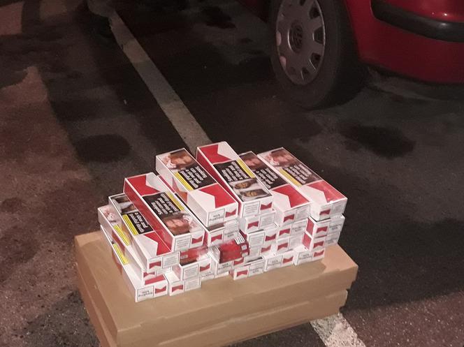 Przewozili 13 tys. sztuk papierosów bez polskich znaków akcyzy
