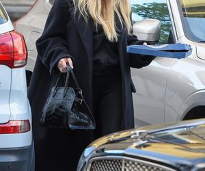 Joanna Przetakiewicz Bantleyem po pizzę