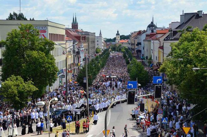 Boże Ciało 2020: Kiedy jest? Procesje w Białymstoku na specjalnych zasadach