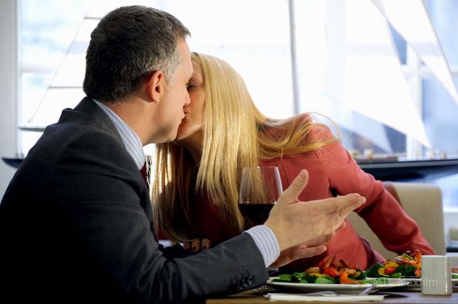 Seriale w piątek, 9.08.2013 - powtórki seriali w wakacje 2013, jakie seriale w TV 9 sierpnia