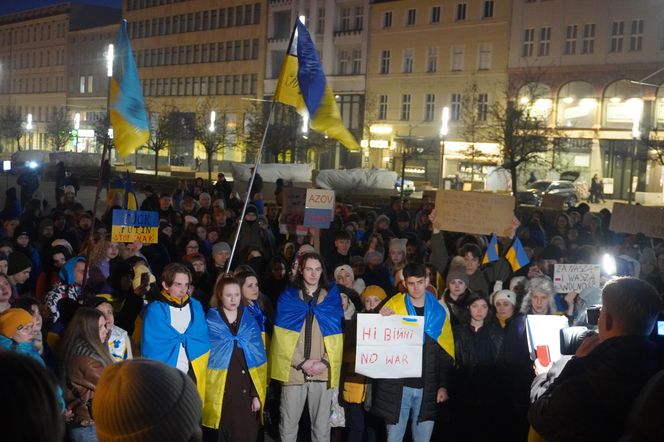 Manifestacja w trzecią rocznicę wybuchu wojny w Ukrainie