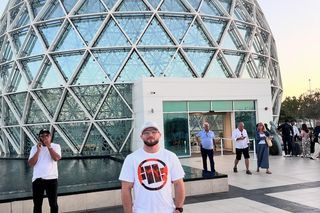 Mateusz Rębecki mieszka w pałacu przed UFC 308. Niesamowite udogodnienia