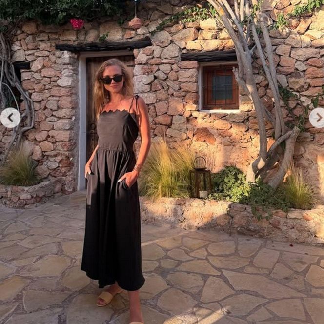 Ściskanie biustu to dopiero początek! Kaczorowska opublikowała pikantne fotki z wakacji