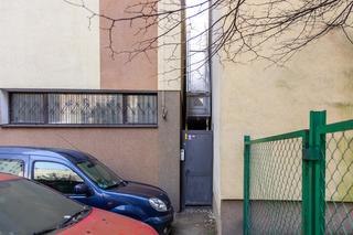 To najwęższy dom na świecie - zdjęcia. Dom Kereta stoi w Warszawie, ma jedynie 152 cm szerokości