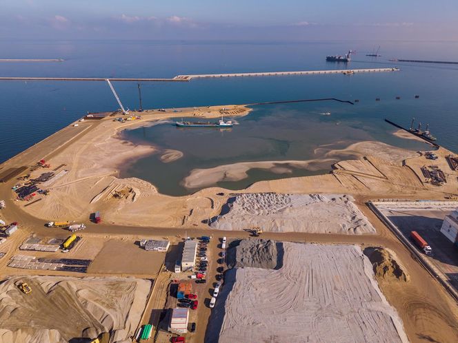 Budowa terminalu T5 Baltic Hub