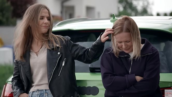 	Pierwsza miłość odc. 4038. Marysia (Aneta Zając), Marta (Honorata Witańska)