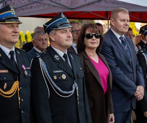 Jubileusz 100-lecia OSP Krzesk-Królowa Niwa uczczony przekazaniem jednostce nowego wozu strażackiego