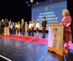 Blisko 700 najzdolniejszych siedleckich uczniów z nagrodami za dokonania w nauce!
