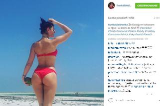 Honorata Skarbek w bikini wygina seksowne ciało na plaży. Zdjęcia z egzotycznych wakacji wokalistki!