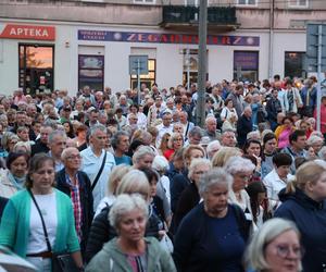 75 lat temu obraz Matki Boskiej w Lublinie zapłakał. Wierni uczcili rocznicę „Cudu lubelskiego” procesją różańcową