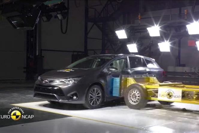 Toyota Avensis, crash test Euro NCAP