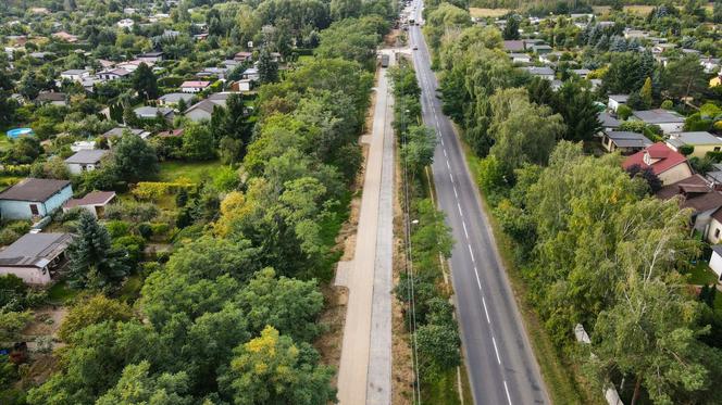 Przy ulica Złotowskiej powstaje droga rowerowa i chodnik dla pieszych 