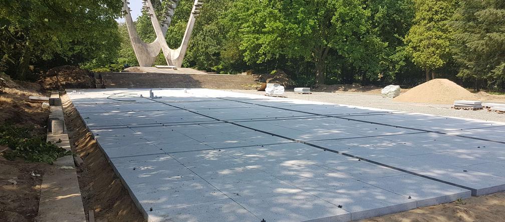 Remont Placu Defiladowego na Cmentarzu Centralnym