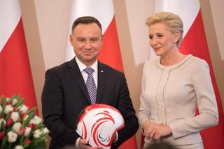 Agata Duda w wiosennych pastelach