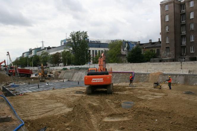 Budowa stacji Rondo Daszyńskiego - II linia metra