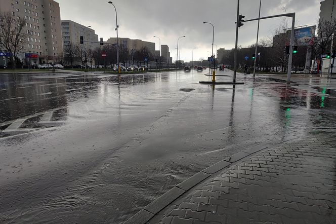 Burze i opady deszczu to nie wszystko. Jednoznaczna prognoza dla Polski